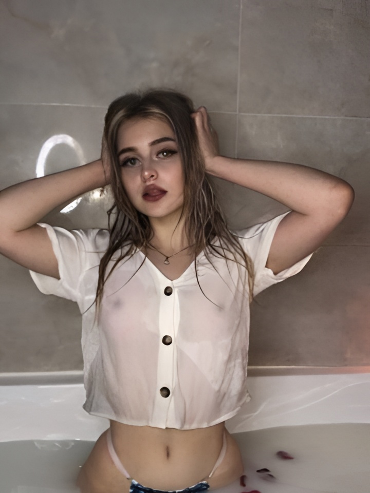 Илона привлекальеная девушка из Сухой лог цена от 2500 руб