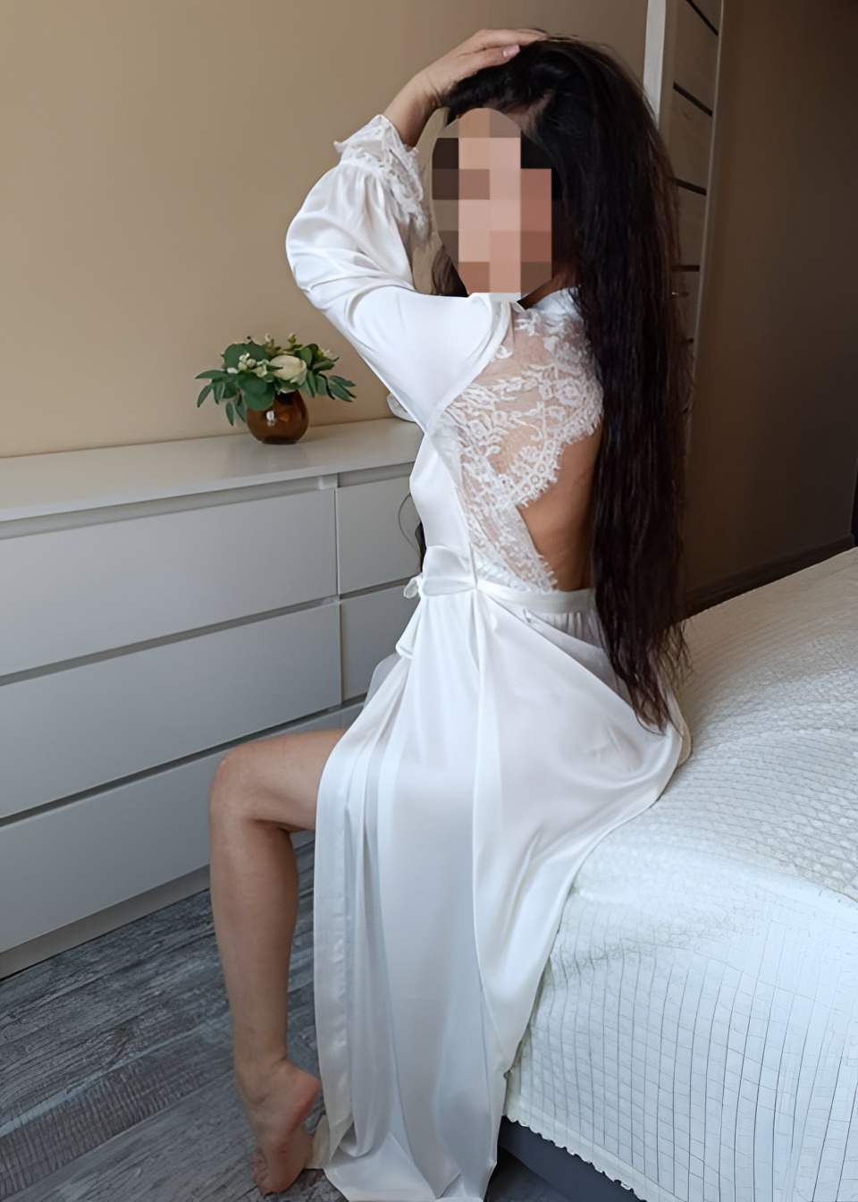 Айя привлекательная девушка из Сухой лог цена от 4000 руб