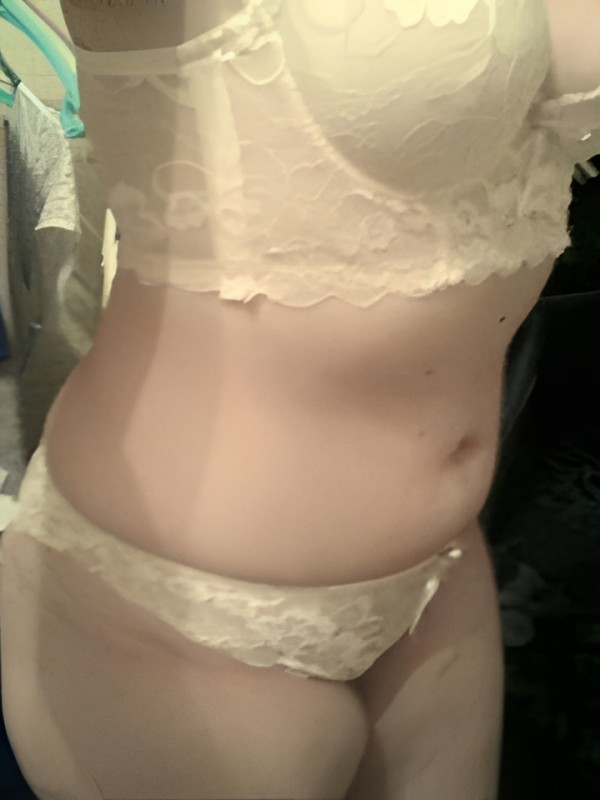 Милослава привлекательная девушка из Сухой лог цена от 2000 руб