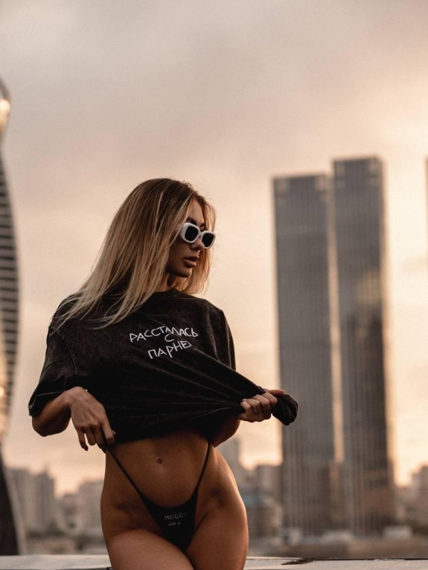 Ольга привлекательная девушка из Сухой лог цена от 6000 руб